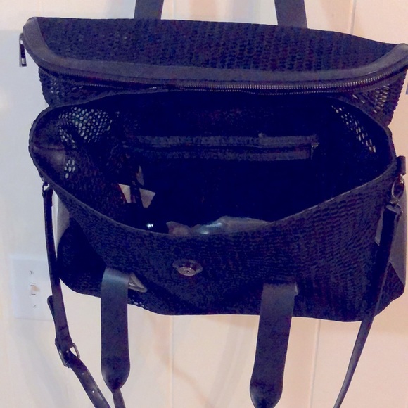 Fabletics Grip Tote gym bag - Picture 4 of 7